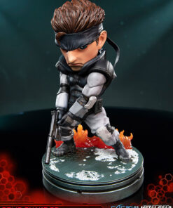 FIRST4FIGURES MGS SOLID SNAKE SUPERDEFORMED ST STATUA