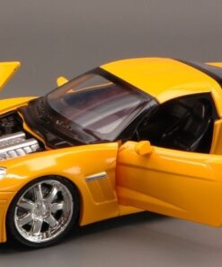 New Ray NY71986Y CHEVROLET CORVETTE GRAND SPORT 2011 YELLOW 1:24 Modellino ROVINATA