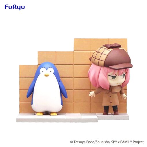 Spy X Family Hold Figura Pvc Statua Anya & Penguin 10 Cm Furyu