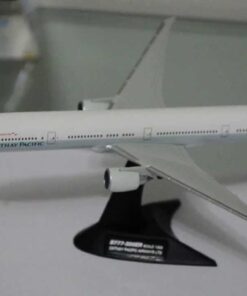 HERPA AEREO 560337 CATHAY PACIFIC B747-400 PW ENGINE 1/500 Modellino