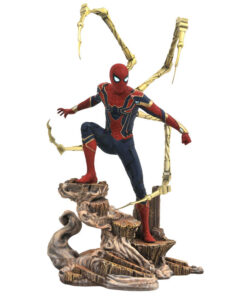 Marvel Avengers Infinity War Iron Spiderman Diorama Figura 23cm Diamond Select