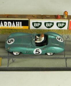 Microworld BE01 DIORAMA LE MANS'59 WINNER ASTON Modellino