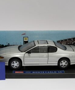 Sunstar 01988 CHEVROLET MONTECARLO 2000 1/18 Modellino SCATOLA ROVINATA