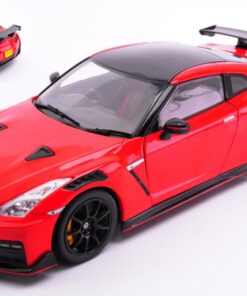 WHITEBOX WB124231 NISSAN GT-R (R35) NISMO 2021 RED 1:24 Modellino