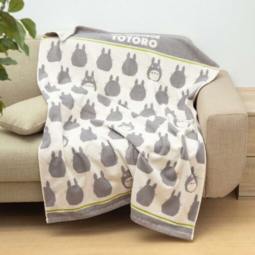 My Neighbor Totoro Fluffy Blanket Big Totoro 85 X 115 Cm Marushin