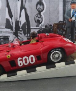 ART MODEL AM0454D FERRARI 290 MM N.600 MILLE MIGLIA 1956 J.M.FANGIO START DIORAMA 1:43 Modellino