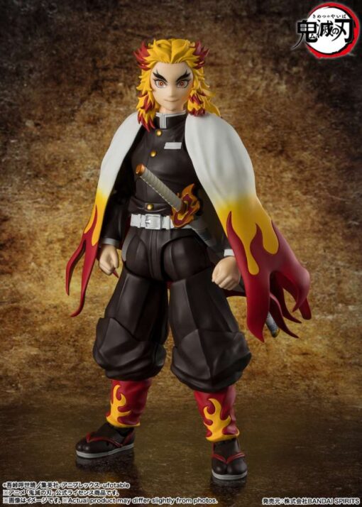 Demon Slayer Kyojuro Rengoku Shf Action Figura Bandai
