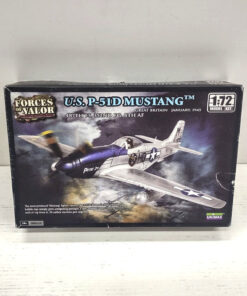 (NA) Forces of Valor 87005 U.S. P-51D Mustang Great Britain 1945 1/72 Modellino (Spedito in 24 ore)