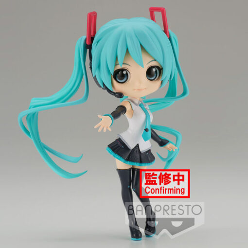 Hatsune Miku V4x Style Ver.a Q Posket Figura 14cm Banpresto