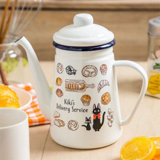 Kiki Delivery's Service Tea Pot Viennese Pastries 1